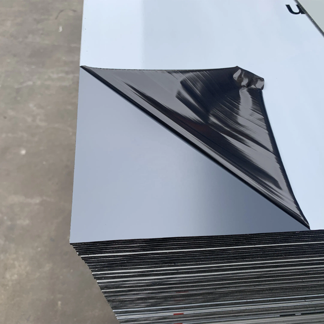 Reciclaje de Paneles Compuestos de Aluminio: Desafíos y Soluciones Innovadoras