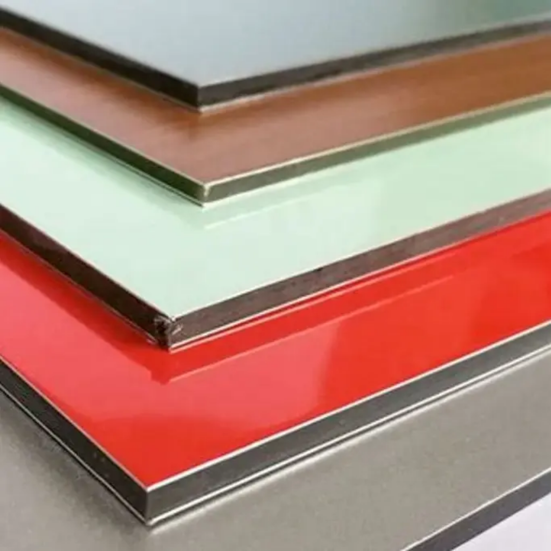 Paneles Compuestos de Aluminio vs. Láminas Sólidas de Aluminio: ¿Cuál es Mejor?