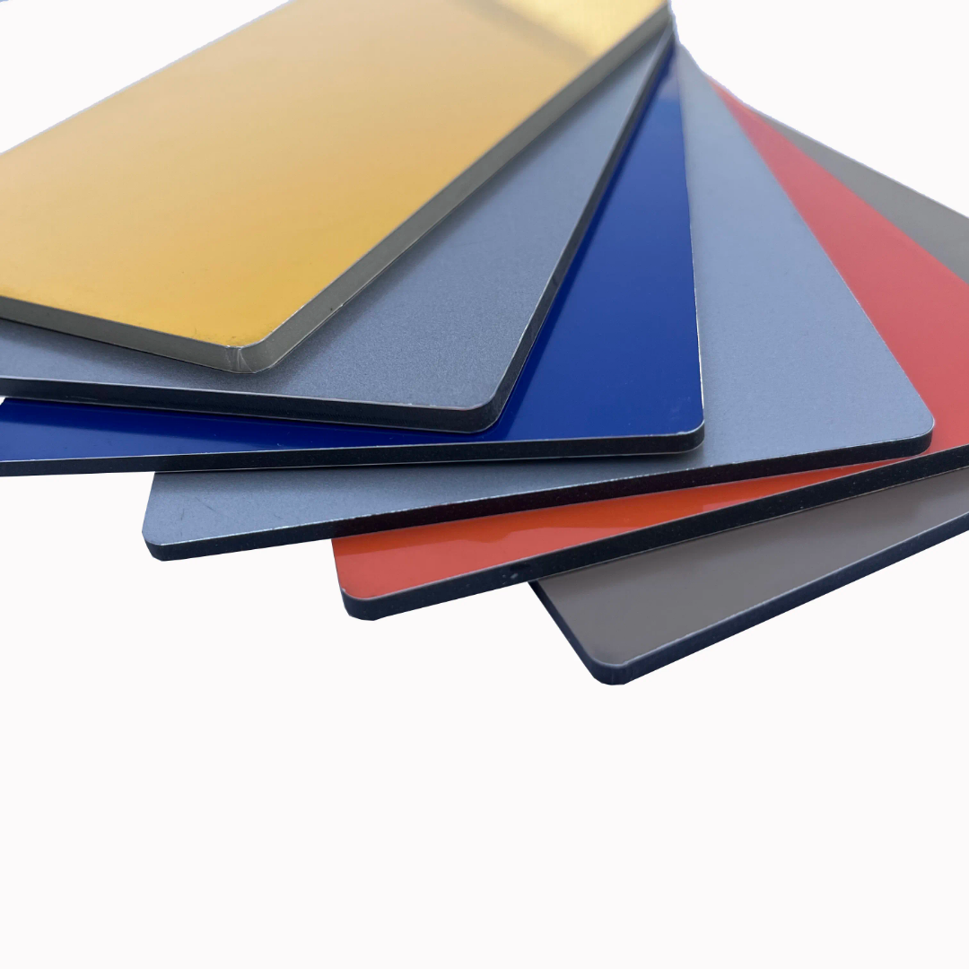 Paneles compuestos de aluminio (ACP) como superficies de pizarra