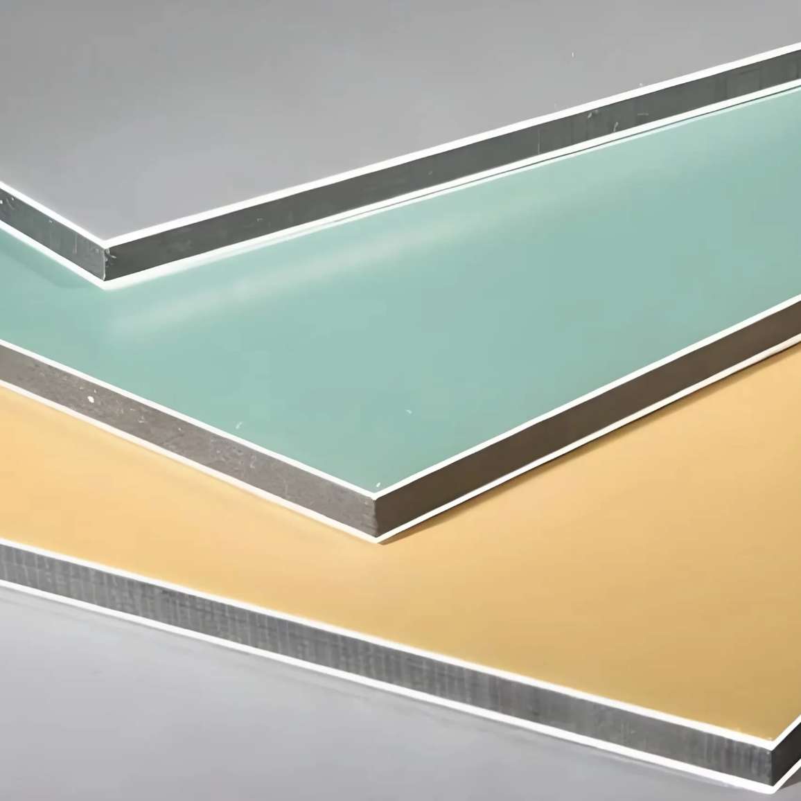 Cómo distinguir entre paneles compuestos de aluminio FR, A2 y PE en obra